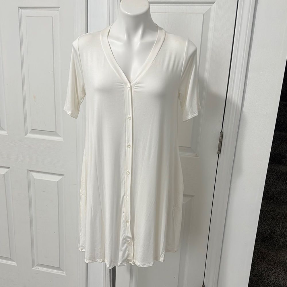 Agnes & Dora Gray Buttoned Mini Dress .Tunic Size Small NWT